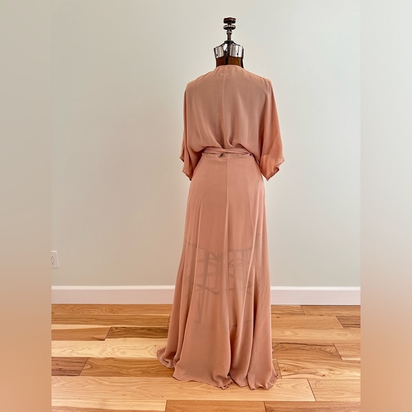 Reformation Nude Wrap Dress size M. Good condition - Picture 3 of 13